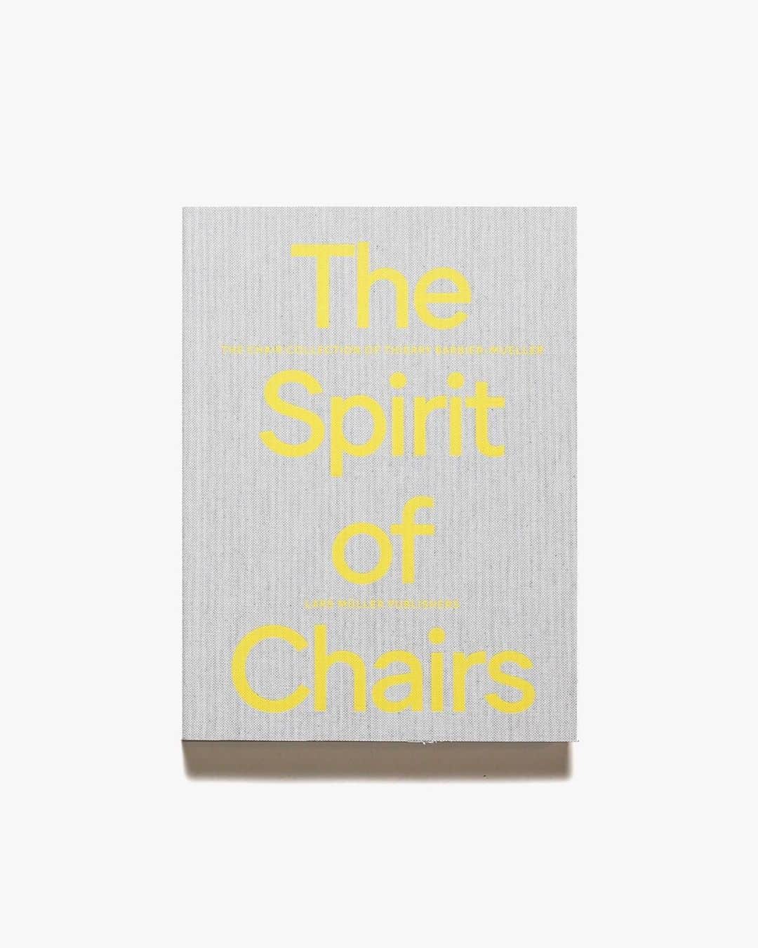 nostos booksさんのインスタグラム写真 - (nostos booksInstagram)「本日は「椅子」にまつわる書籍をまとめてご紹介。サイズ、素材、造形、色彩。これほどまでに自由で、作り手の個性が現れる椅子という家具。人の身体を最もコンパクトに受け止める身近な存在という点で、使う側の嗜好も現れやすいかもしれませんね。今回ご紹介するのは、 家具のなかでもとにかく椅子が好きで好きで...そんな方におすすめしたい10冊。  オンラインストアへは商品タグをタップ◯ 　 入荷本からおすすめ10選  ----------  1冊目 『Hans J. Wegner: Just One Good Chair』 デンマークの家具デザイナー、ハンス・J・ウェグナーの生誕100周年を記念して刊行された作品集。Yチェアやザ・チェアなどといった名作を手掛けたウェグナーの、展示会や制作風景の写真、スケッチなどを多数収録。   ----------  2冊目 『220℃ Virus Monobloc: The Infamous Chair』 世界中の庭やスナックバー、キャンプ場などで見かけるスタッキング可能なプラスチック製の椅子「モノブロックチェア」をテーマにしたデザインプロジェクトを書籍化。フィリップ・スタルク、ジェルシー・シーモアら著名デザイナーによる皮肉とユーモアあふれるオマージュを収録し、ありふれた椅子の可能性を引き出す1冊。  ----------  3冊目 『A Passion for Jean Prouve』 家具、金属工芸、建築の分野で活躍したデザイナー、ジャン・プルーヴェのビジュアル資料集。プルーヴェの熱心なコレクターであるローレンス＆パトリック・セガン夫妻の所蔵品を中心に紹介している。また、現代美術とプルーヴェの関連性の考察、メトロポールハウスやアームチェアなどの試作品や希少品の資料なども収録。   ----------  4冊目 『Spirit of Chairs:』 デザインやアートを目的とした美しくユニークな形をした椅子を集めたビジュアルブック。日常生活で使われる椅子ではなく、彫刻としての可能性を追求する。ロン・アラッド、ジャスパー・モリソン、ブルーノ・ムナーリ、倉俣史朗ら、様々なアーティストの作品を紹介。  ----------  5冊目 『Poul Kjaerholm: Furniture Architect』 デンマークにおける家具デザイナーの父と称されるカイ・クリスチャンセンの作品集。92歳になる現在でも1950年代と同じ手法をとりながら世界中で愛される家具を発表し続けている。クリスチャンセンの70年以上に及ぶキャリアと豊富な作品を紹介するとともに、彼自身の人生や経験、そしてビジョンについて語っている。  ----------  6冊目 『Kai Kristiansen: An Industrious Designer』 女優、映画監督、そして写真家として活躍したレニ・リーフェンシュタール。アフリカのヌバ族を被写体に、レニが10年間にわたり撮影し続けた写真作品を、石岡瑛子が構成。失われつつある文化をテキストと写真で記録した作品集。  ----------  7冊目 『HAY』 世界中で愛されるデンマークのインテリアブランド「HAY」の、創業20周年を記念して発行されたビジュアルブック。ブランドの起源、店舗の空間表現などを4つの章で構成。鮮やかな色の日用品やインテリアを、手の届きやすい価格帯、機能性にて展開を続ける「HAY」のデザインの世界を知れる一冊。  ----------  8冊目 『Mario Bellini』 イタリアの建築家でありデザイナー、マリオ・ベリーニの資料集。オリベッティ、カッシーナ、B&Bイタリア、ヴィトラ、アルテミデなどのために、エレガントで劇的、そしてしばしば詩的なデザインを行ったことで知られるベリーニ。その家具、機械、オブジェといった幅広い作品の数々を豊富な図版で紹介。  ----------  9冊目 『Living with Charlotte Perriand:』 フランスの建築家、シャルロット・ペリアンの作品集。椅子、テーブル、本棚など、氏の手掛けた作品を、生活空間のなかで使用されている様子とともに味わうことができる一冊。寄稿文では氏の人生の歩みや、芸術家やデザイナーらとのコラボレーションの軌跡なども解説。   ----------  10冊目 『Hammer ＆ Nail』 イタリアの先鋭的なデザイナー、エンツォ・マリの著作『Autoprogettazione』に触発された、シンプルで美しい手作り家具のガイドブック。各種椅子、テーブル、ソファ、ベッド、キャビネットなど、簡単な説明と図解で、家具の接合部の基本的な作り方や、板が割れないようにする方法、のこぎりできれいに切る方法、表面処理のアイデアなどを紹介している。  ----------------------  店舗情報はこちら @nostosbooks  ----------------------  #hansjwegner #ハンスjウェグナー #nostosbooks #ノストスブックス #祖師ヶ谷大蔵 #砧」6月4日 7時31分 - nostosbooks