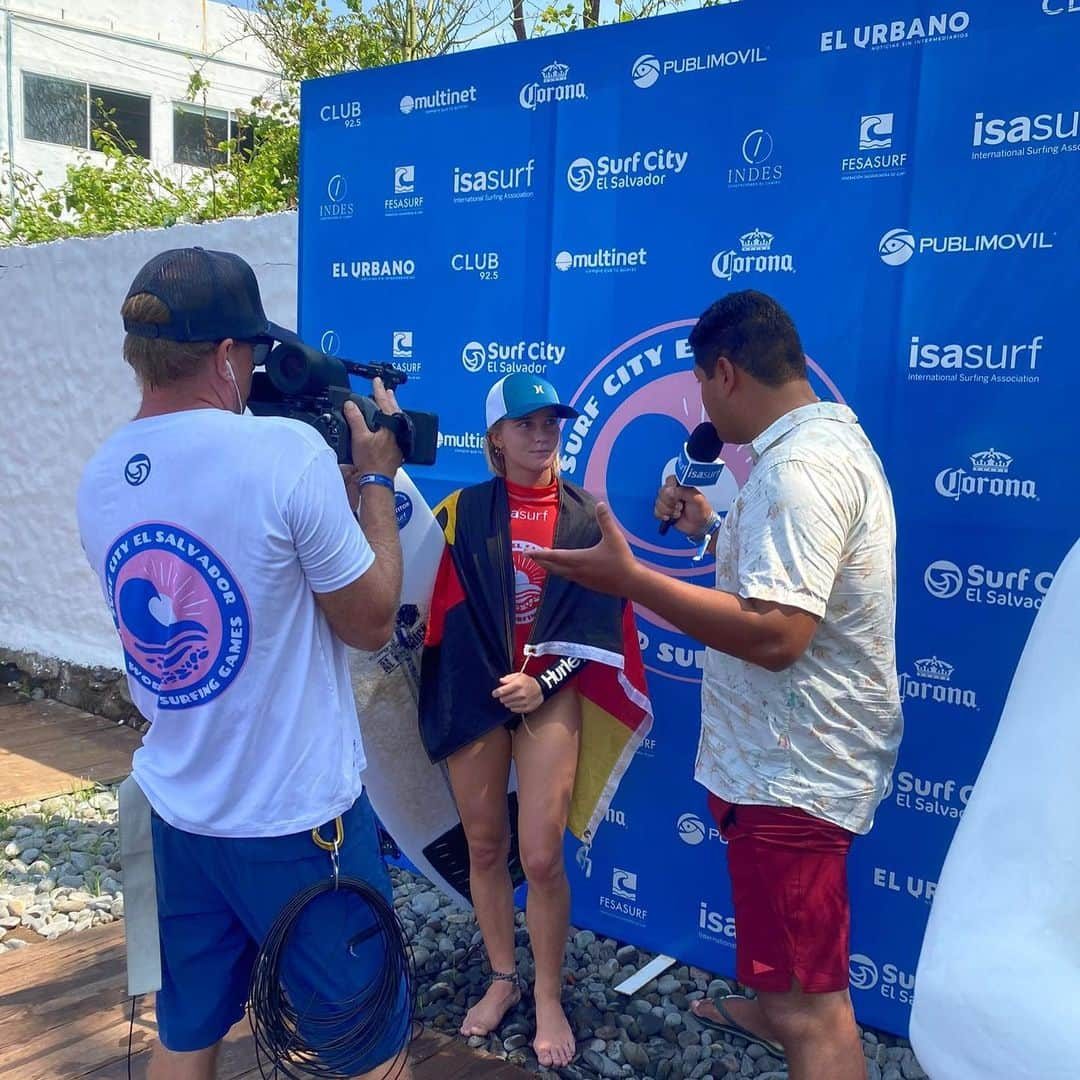 hurleyさんのインスタグラム写真 - (hurleyInstagram)「Some of our favorite moments with the crew at the 2023 Surf City El Salvador World Surfing Games‼️   📸 @isasurfing」6月4日 7時43分 - hurley