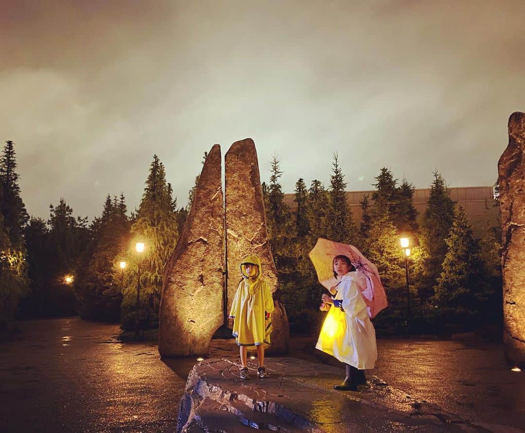 森本千絵さんのインスタグラム写真 - (森本千絵Instagram)「#マリオブラザーズ  幼馴染のブラザー♫  （保育園、幼稚園、小学校ずっといっしょ）  そして母ちゃん同士も 同じ中高w  ところで大雨だったけど、空いてるし光が綺麗でした。」6月4日 0時11分 - chiemorimoto_goen