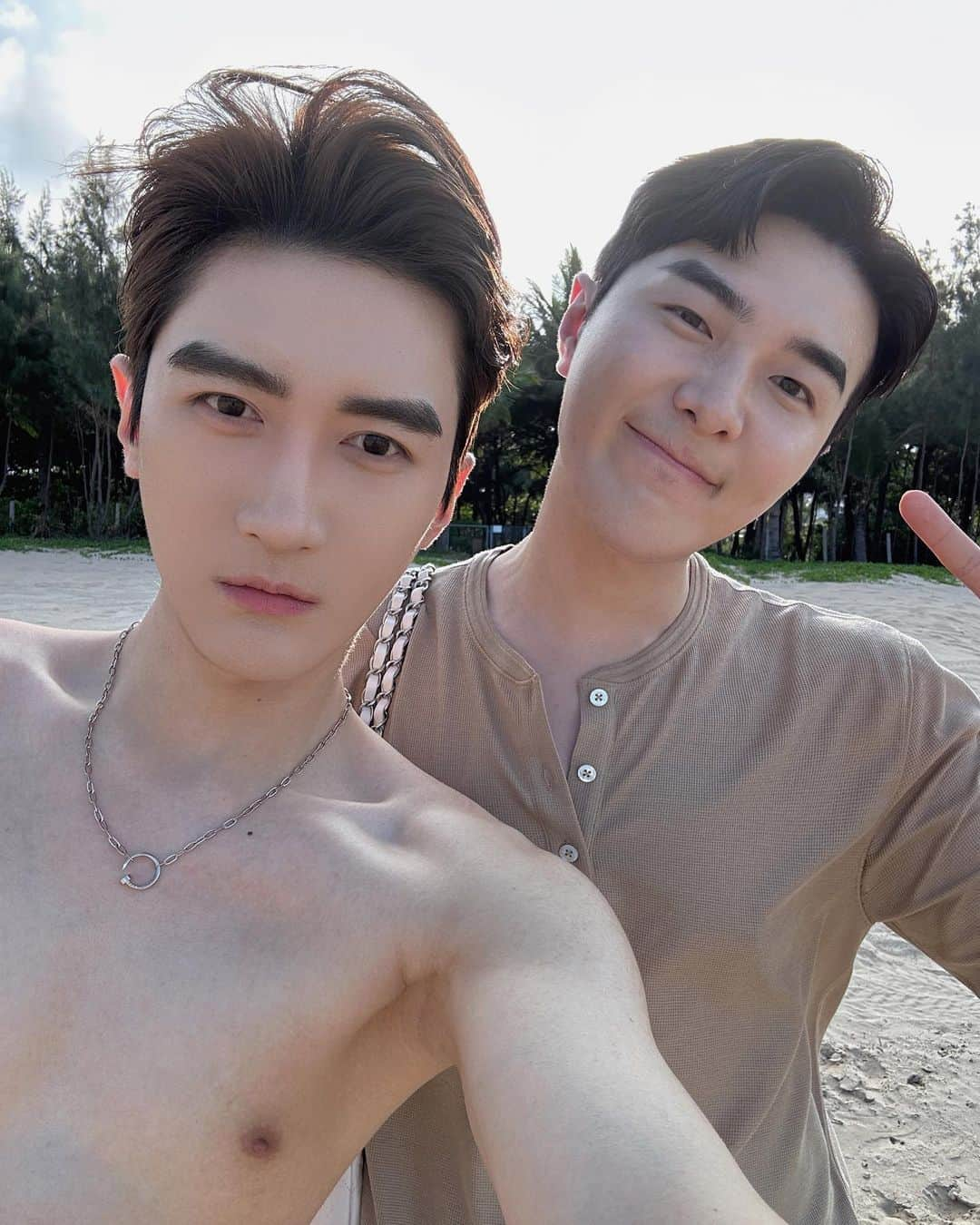 BAOZIさんのインスタグラム写真 - (BAOZIInstagram)「两个人的海岛旅行❤️」6月4日 0時15分 - moemoebaozi