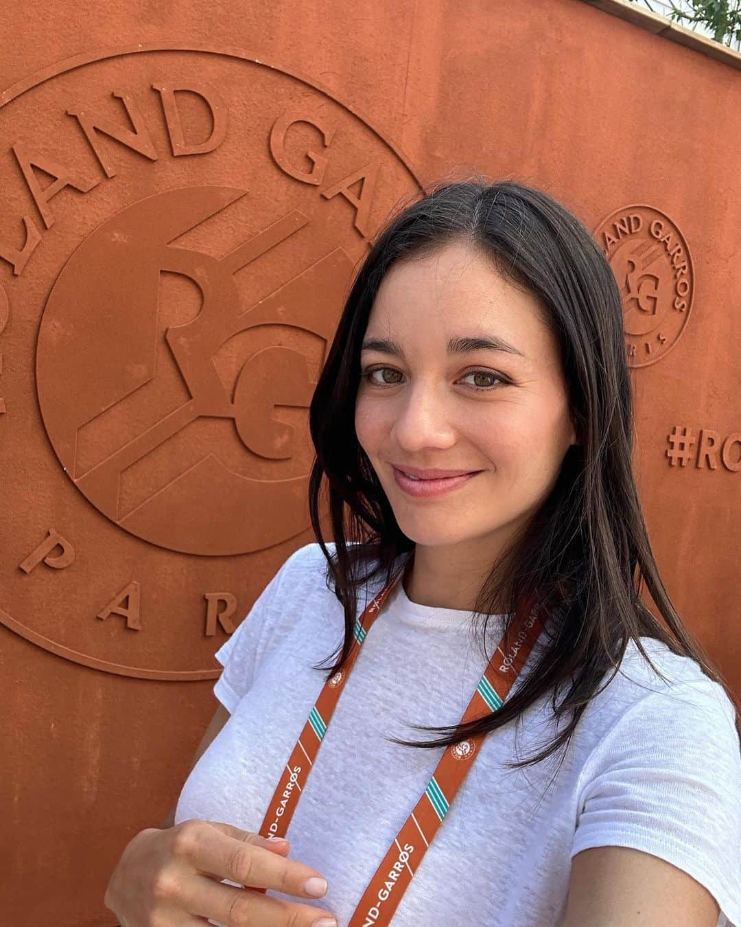 アリゼ・リムさんのインスタグラム写真 - (アリゼ・リムInstagram)「Touristing at @rolandgarros after the show ☺️ still feeling like a little child the minute I leave the mic in those alleys」6月4日 0時28分 - alizelim