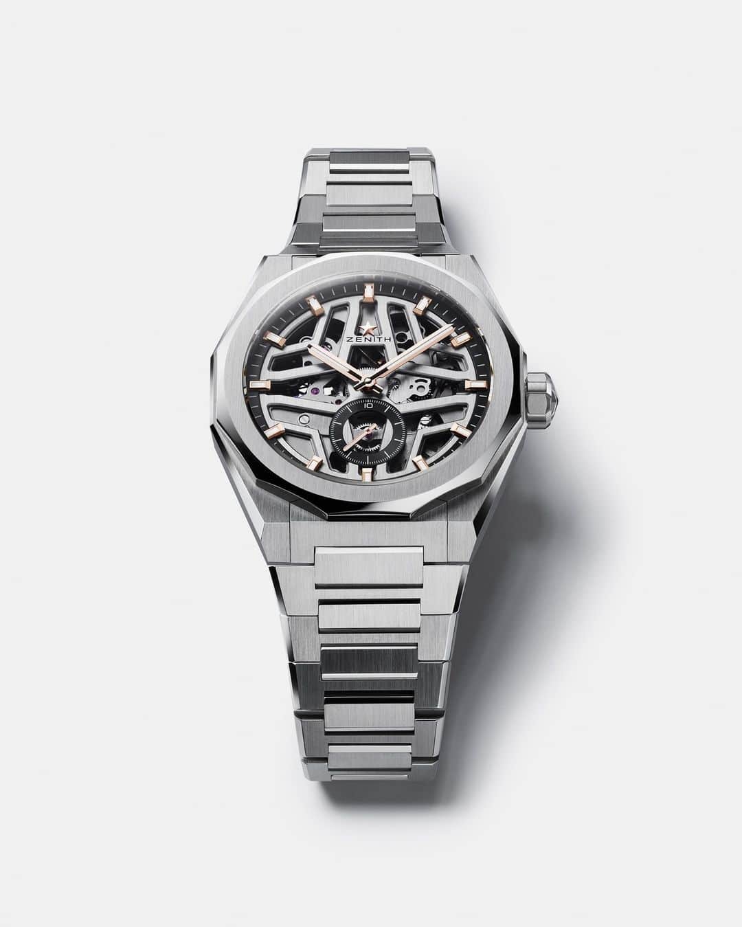 ゼニスのインスタグラム：「#DefySkyline: Adding contrasting tones of grey and gold for the world’s first and only skeleton watch to feature a 1/10th of a second indicator: DEFY Skyline Skeleton Boutique Edition.」