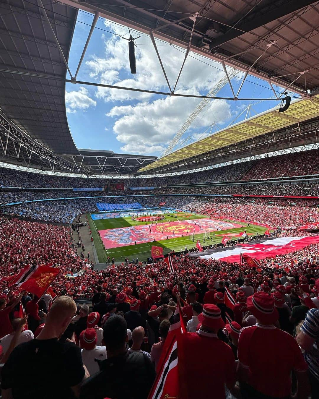 Al Ghazali Köhlerさんのインスタグラム写真 - (Al Ghazali KöhlerInstagram)「The First Manchester Derby Match in the FA Cup Final! Doesn’t matter if we win or lose, it’s a part of the game. the most important thing is UNITED TILL I DIE! Comeback back stronger next season!  What a Match! 🔴」6月4日 1時20分 - alghazali7