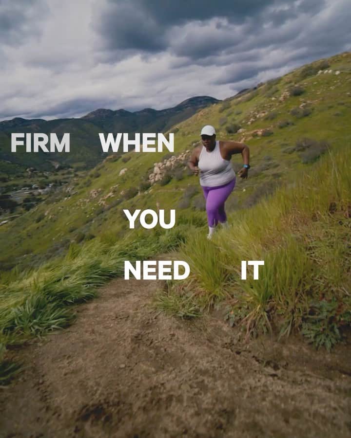 lululemonのインスタグラム：「How did we get our #blissfeel trail running shoe to feel like an old friend, empowerment, a unicorn, and an extension of you? By designing them FOR you.」