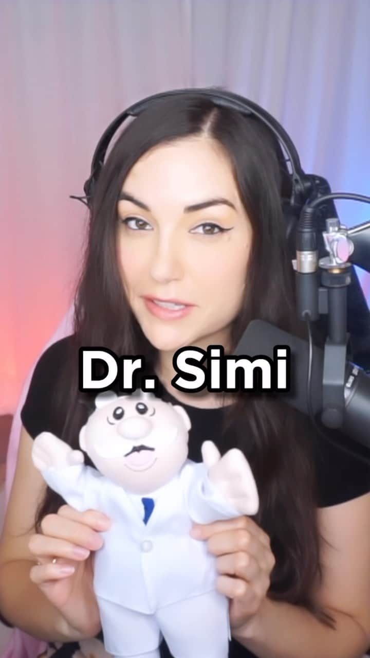 サーシャ・グレイのインスタグラム：「Dr. Simi is the cutest, thank you 🫶🥹」