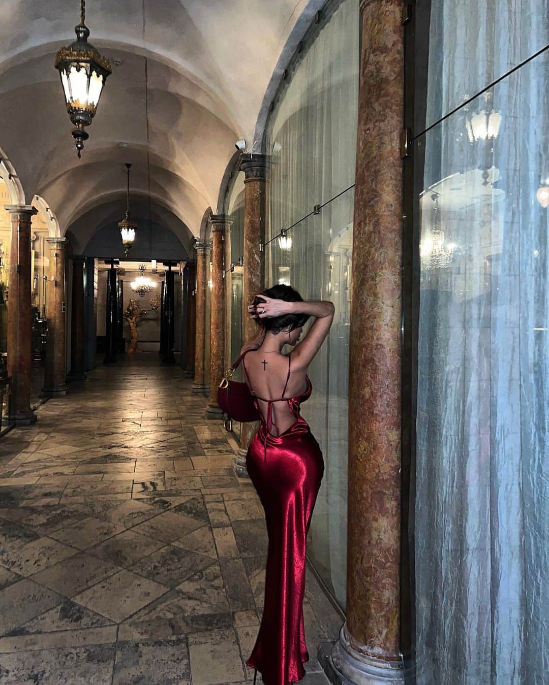 Nita Kuzminaのインスタグラム：「♠️」