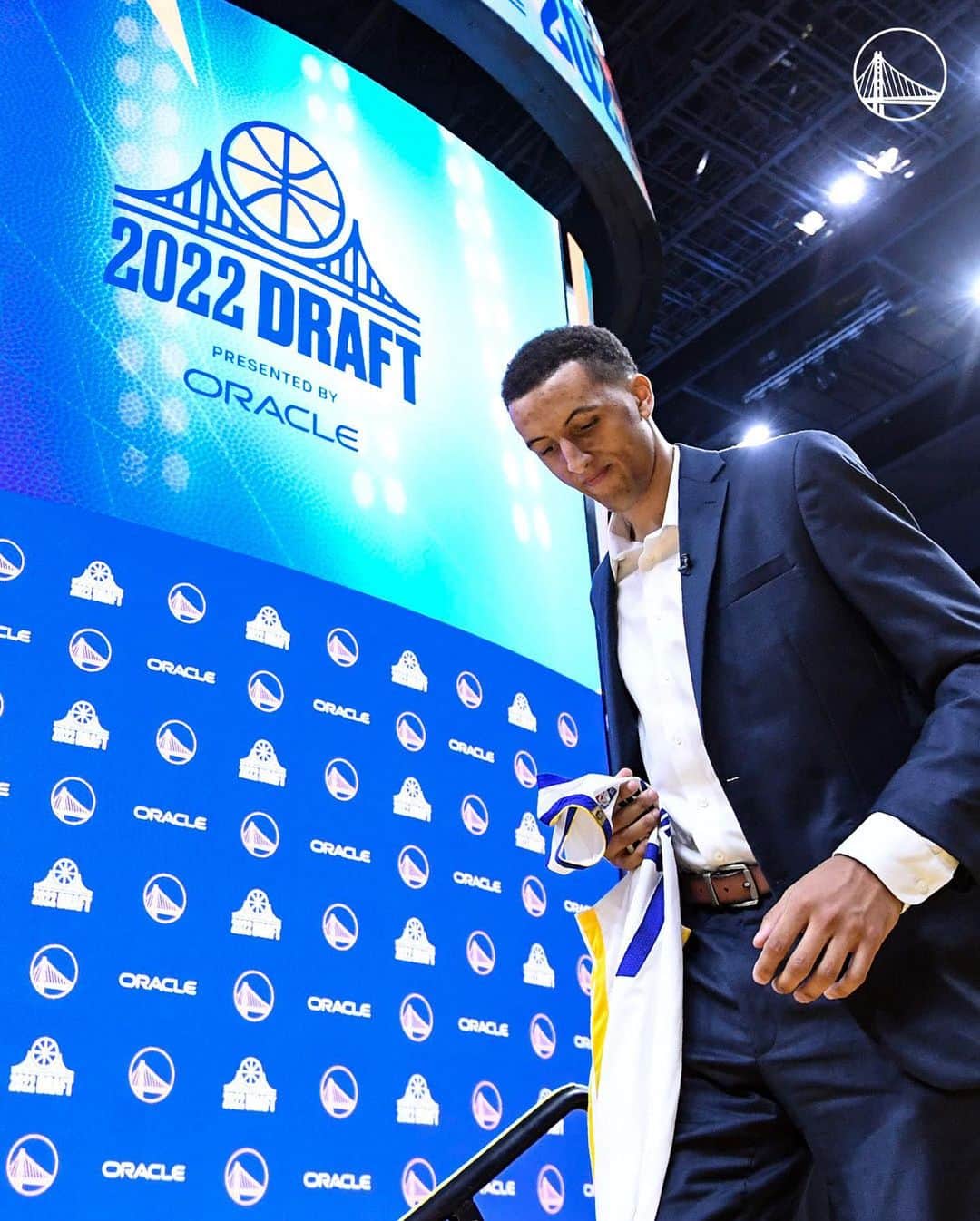 ゴールデンステート・ウォリアーズのインスタグラム：「Throwback to the 2022 Draft! PBJ’s rookie season: ✅  #DubsPlayerDay」