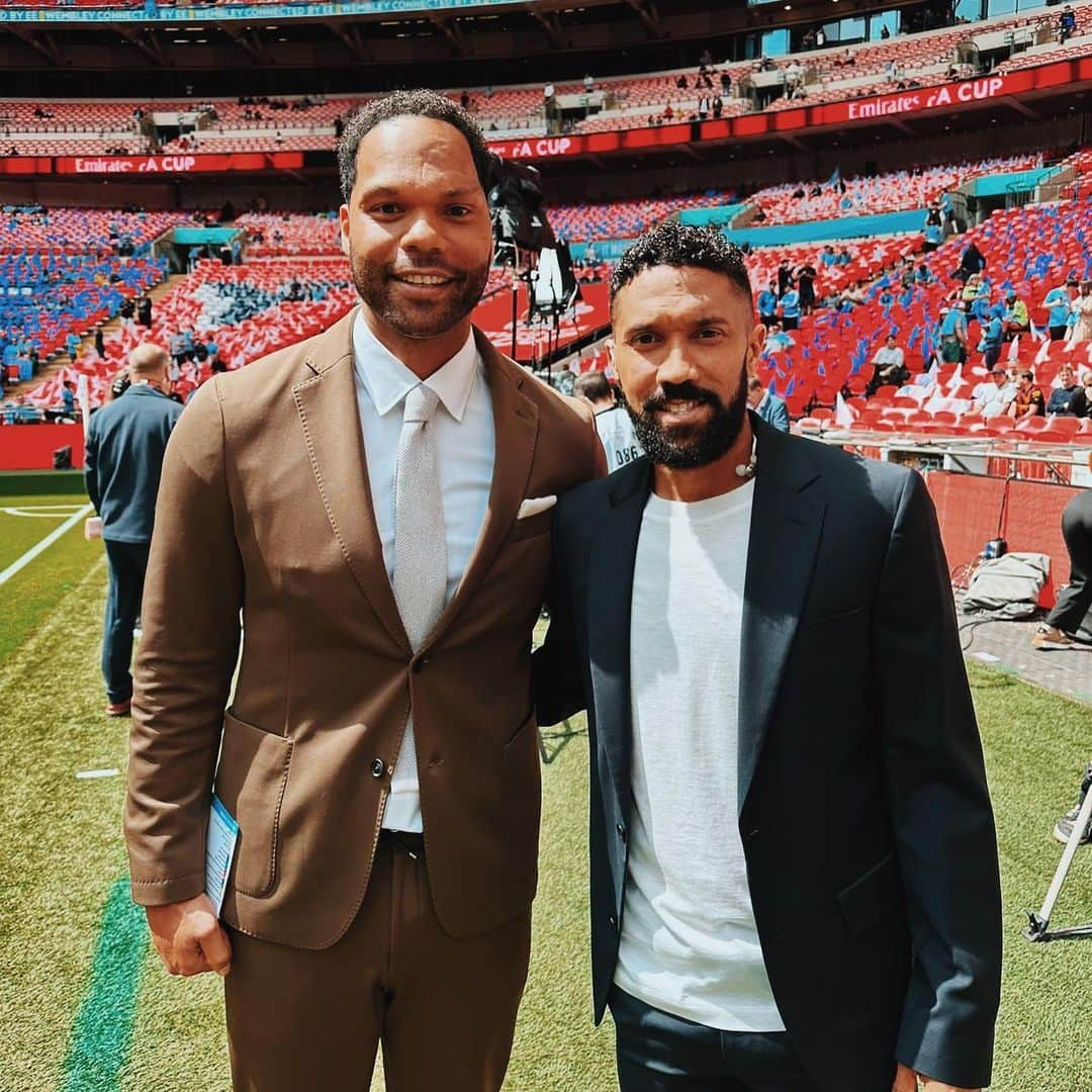 ジョリオン・レスコットさんのインスタグラム写真 - (ジョリオン・レスコットInstagram)「FA Cup Winners @mancity 🔵 @itvfootball」6月4日 3時11分 - joleonlescott