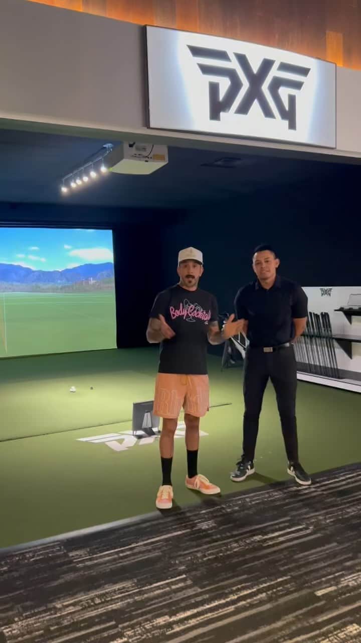A.J.のインスタグラム：「@pxg you guys are the best. Thanks for the new set up. Cannot wait to hit these new bad boys right down the middle and long !!! Let’s go!!」