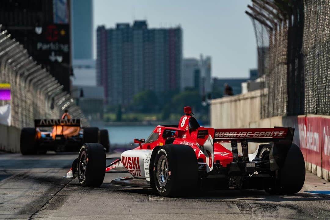 マーカス・エリクソンのインスタグラム：「P6 in Qualifying ✅. Good improvement and result after a couple of tricky practice sessions. Looking forward to the race 💪🏻💪🏻 #ME8 #INDYCAR」