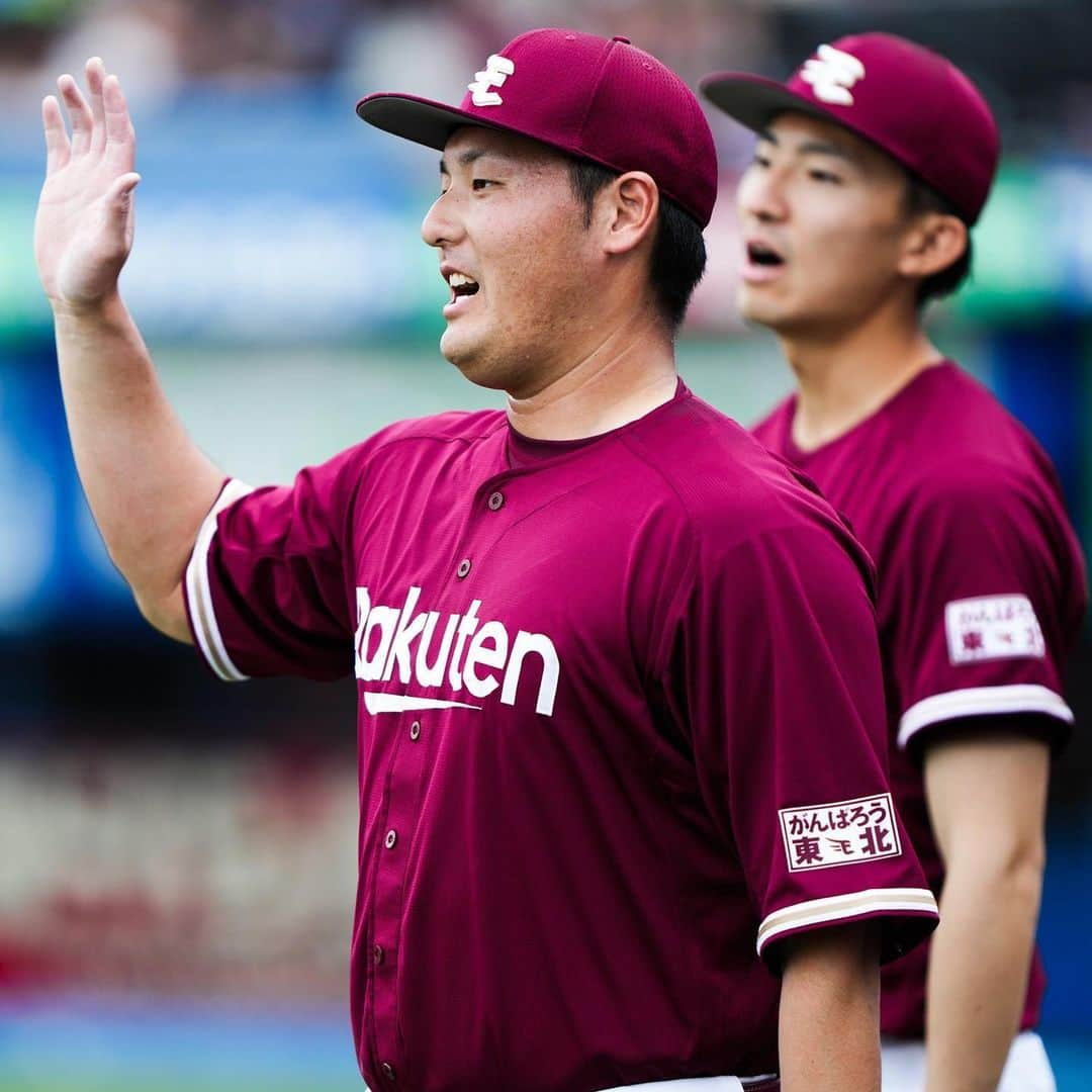 東北楽天ゴールデンイーグルスさんのインスタグラム写真 - (東北楽天ゴールデンイーグルスInstagram)「⚾️  ⚾️S 5-2 E⚾️ 炭谷選手がプロ野球史上203人目の1500試合出場達成㊗️✨ 試合は今日も序盤から主導権を握られ連敗ストップならず。 小深田選手が2安打1打点4出塁の活躍‼️ 小郷選手は2日連続の猛打賞🔥🔥 投げては2番手の津留﨑選手が今季初登板で2回無失点‼️ さらに安樂選手と宋選手が1回無失点👍🏼  #鷲が掴む #rakuteneagles #炭谷銀仁朗 #小深田大翔  #津留﨑大成  #小郷裕哉  #安樂智大  #辰己涼介  #山﨑剛 #宋家豪」6月4日 17時44分 - rakuten_eagles