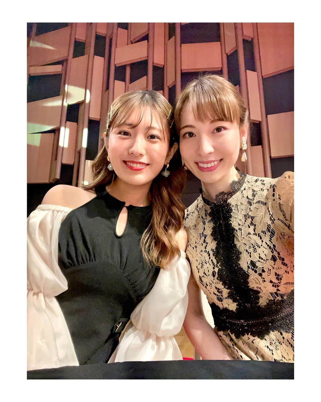 今井麻椰さんのインスタグラム写真 - (今井麻椰Instagram)「今年のアワードショーの思い出😌✨  女子の楽屋ワイワイ❤️ 吉田沙保里さんと可愛い妹たち😘  テーブルご一緒させていただいた、 長田智希選手🏉と、土井レミイ杏利選手🤾楽しかったです✨！！  スポーツの垣根を超えて素敵な時間でした✨ 受賞された皆様、改めておめでとうございます☺️✨  #Bリーグ #bleague #Bリーグアワード」6月4日 16時15分 - maya_imai_124