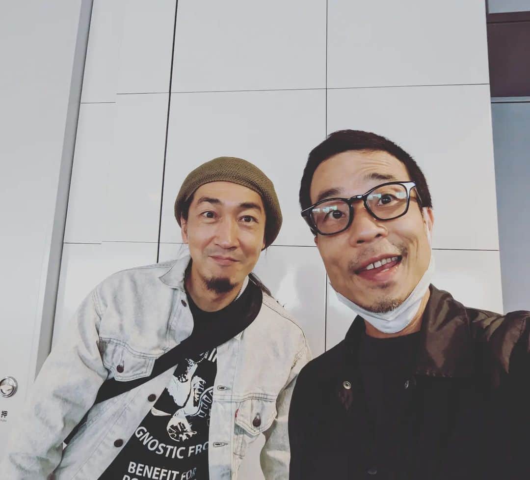 磯部正文のインスタグラム：「北海道からの帰京はOAUと同じ便のフライトで⁡ ⁡お疲れ様でした🤓」