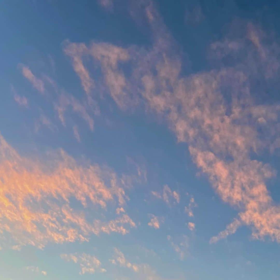 寺坂頼我さんのインスタグラム写真 - (寺坂頼我Instagram)「夕焼けに影響うけてる雲好きです」6月4日 17時21分 - m9_raiga