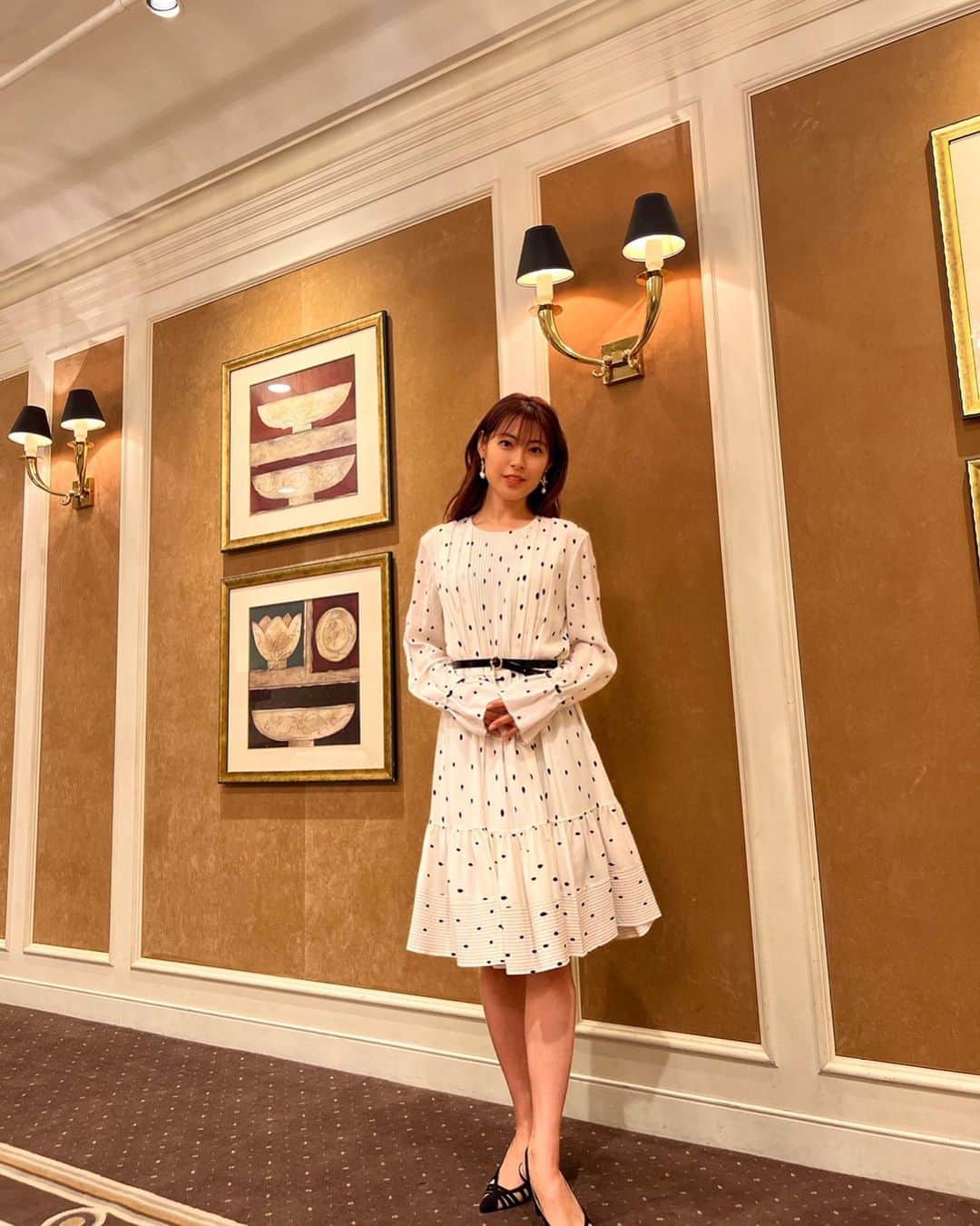 瀧本美織のインスタグラム：「ちょっと畏まって…💐 earrings @felice___handmade  👠 @seven_twelve_thirty.official   #event」