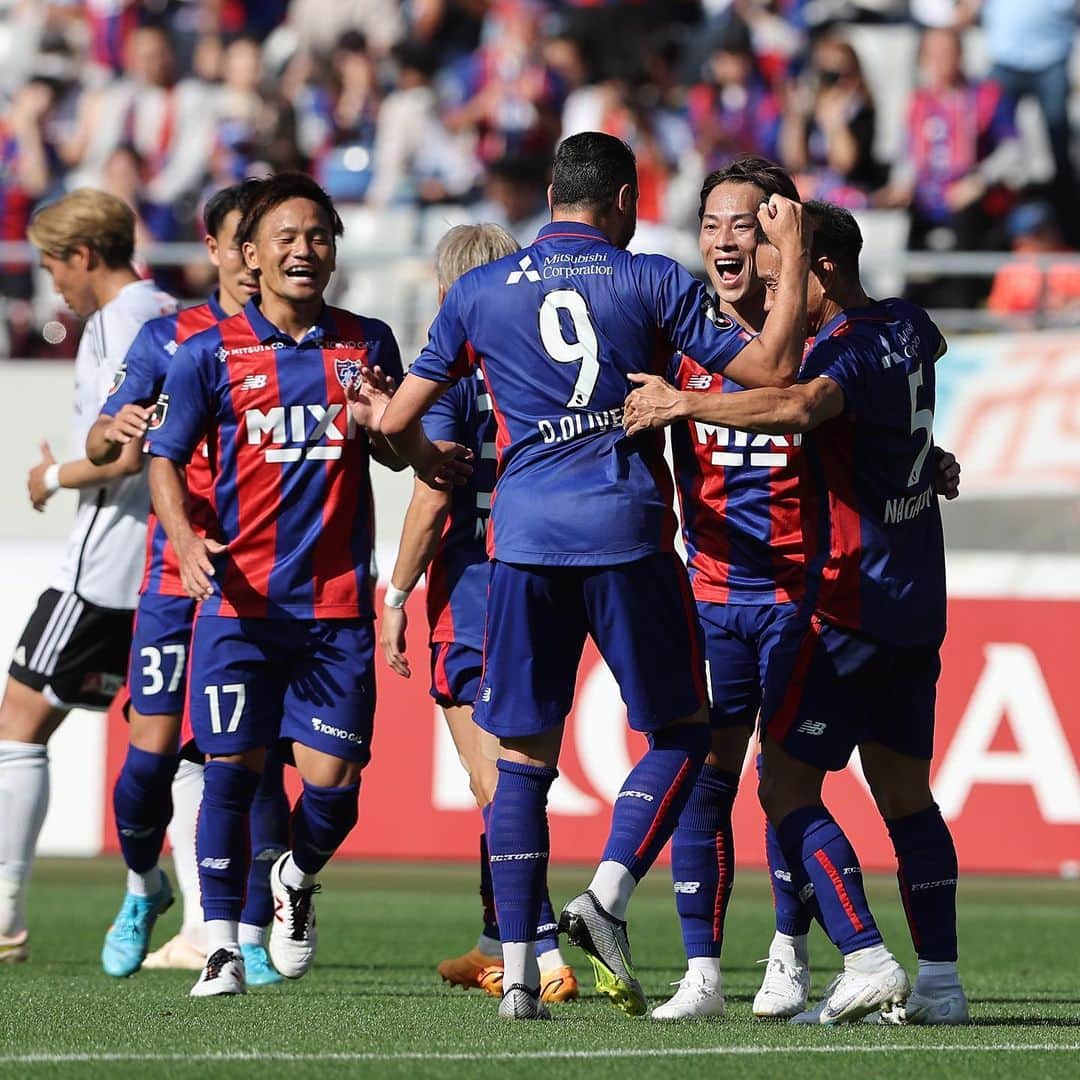 FC東京オフィシャルグッズさんのインスタグラム写真 - (FC東京オフィシャルグッズInstagram)「🔵🔴 vs #横浜Fマリノス   エースの圧巻の2ゴール。 次は笑顔が似合う #俺たちのディエゴ と勝利の喜びを。 @diegoqoliveira  @fctokyoofficial  #ディエゴオリヴェイラ  #FC東京 #fctokyo #tokyo」6月4日 10時42分 - fctokyoofficial