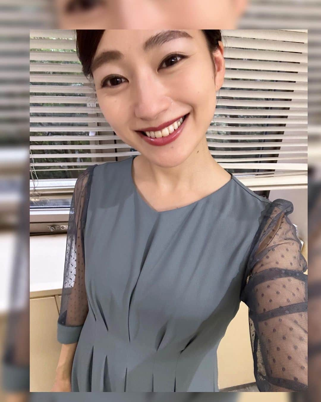 金井憧れのインスタグラム：「文具女子博参戦✏️✨  腕の部分がシースルーの 可愛らしい衣装👗💕  池袋popup今日までですよー♪ 今回も、かわいい文具たちを レジで驚くほど購入していました😏  #文具女子博 #文具女子  #文具女子博戦利品 #養生テープ すき #ウチハク#bgm#seitousha」