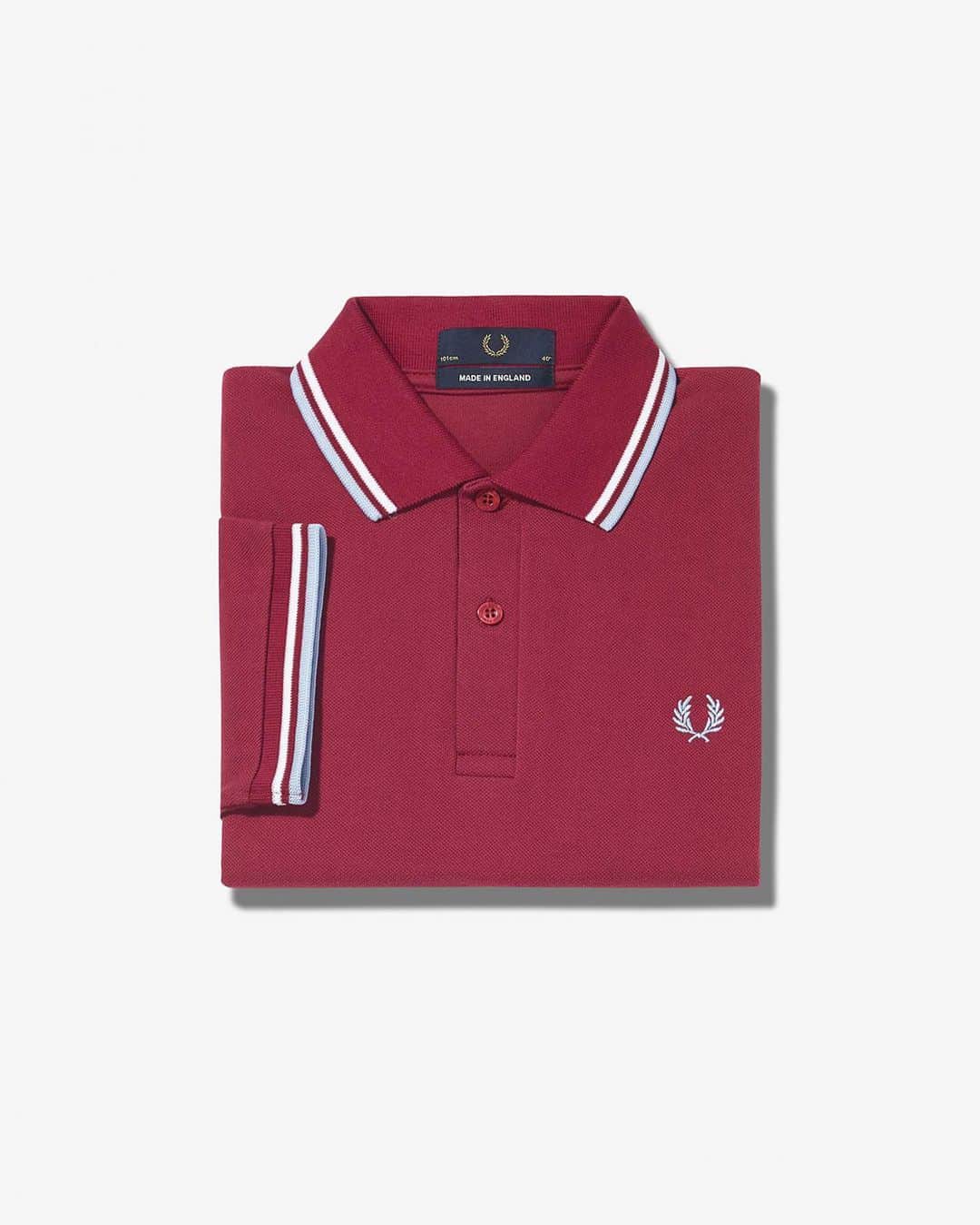名古屋パルコさんのインスタグラム写真 - (名古屋パルコInstagram)「【西館5F フレッドペリー】 襟と袖にティップライン（2本ライン）が入った「M12」は Fred Perry が12番目にデザインしたシャツのスタイルナンバーです。   通称 フレッドペリーシャツと呼ばれるこのシャツはフレッドペリーのオリジナルデザインであり、1952年の誕生以来、イングランド製にこだわり作り続けられています。   フレッドペリーの代名詞ともいえるこちらのポロシャツは、サイズ展開も日本サイズS～XXXLサイズと体格・着用感に合わせてお選びいただきやすく、ギフトにもおすすめなアイテムです。   サイズのご相談はお気軽に店頭スタッフまでお問い合わせくださいね。     品番：M12　フレッドペリーシャツ 価格：15400円(税込) サイズ展開：36～46(日本サイズS～XXXL)   公式HP https://www.fredperry.jp/the_fred_perry_shirt_men/        #fredperry #フレッドペリー #fredperryshirt #フレッドペリーシャツ #ポロシャツ #fpnighttales」6月4日 11時40分 - parco_nagoya_official