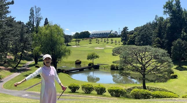 みひろさんのインスタグラム写真 - (みひろInstagram)「. 気持ちいぃ〜ゴルフ  @susic_golf   #東京よみうりカントリークラブ  #ゴルフ #ゴルフウェア #ゴルフ女子 #ゴルフコーデ」6月4日 11時45分 - mihiro0519