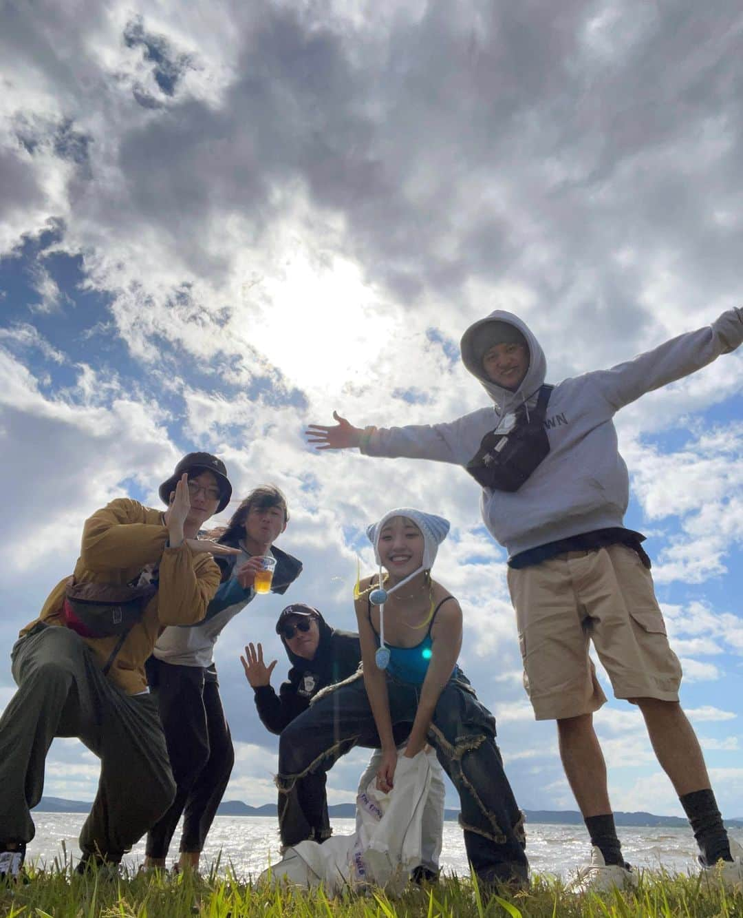 あっこさんのインスタグラム写真 - (あっこInstagram)「2023.6.3.福島GO OUT CAMP @goout_camp  BAND SET @ohtakekohhan @tatsurowmatsuda   1.GRRRLISM 2.TRACK GRRRL 3.DARA DARA 4.POWER SPOT 5.THIS IS ME 6. MY NAME 7.開戦前夜 8.電光石火 9.余裕 10.ウルトラジェンダー  無事に行けるかドキドキしながらたどり着いた果ては天国でした🐉☁️💕 嵐くぐりぬけたみんなの、前のめりで楽しむパワーが超〜かわいかった😍❤️どんな場所もpower spot作りにいくので、またあそぼうね！！！  次回LIVEは 🌠6/16(金)高円寺UFO CLUB 🌠6/25(日)川崎すくらむ21 🌠6/30(金)下北沢BASEMENT BAR  #akkogorilla  #live #band #GOOUT #CAMP #gooutcamp」6月4日 11時51分 - akkogorilla