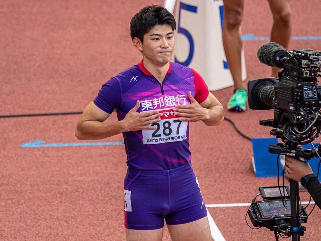 山内大夢さんのインスタグラム写真 - (山内大夢Instagram)「・ 日本選手権 予選 49秒48 決勝 49秒78 🥈  昨年から上手く行かないこともありましたが、たくさんの人の支えがあり日本選手権に合わせることが出来ました。 優勝出来ずタイム的にも悔しい気持ちはありますが、初めて表彰台に登れたこと、レースを楽しむことが出来たのは良かったです。  たくさんの人から「復活したね」と言って頂けたことが何よりも嬉しかったです。 まだまだ完全復活ではないのでここから更に世界に向けて、まずは日本代表を勝ち取れる様に頑張って行きたいと思います。  たくさんの応援ありがとうございました！！  写真  @chibeeeev さん @okabe__n16 さん  #日本選手権  #頂点への挑戦」6月4日 11時51分 - hi08ro24mu
