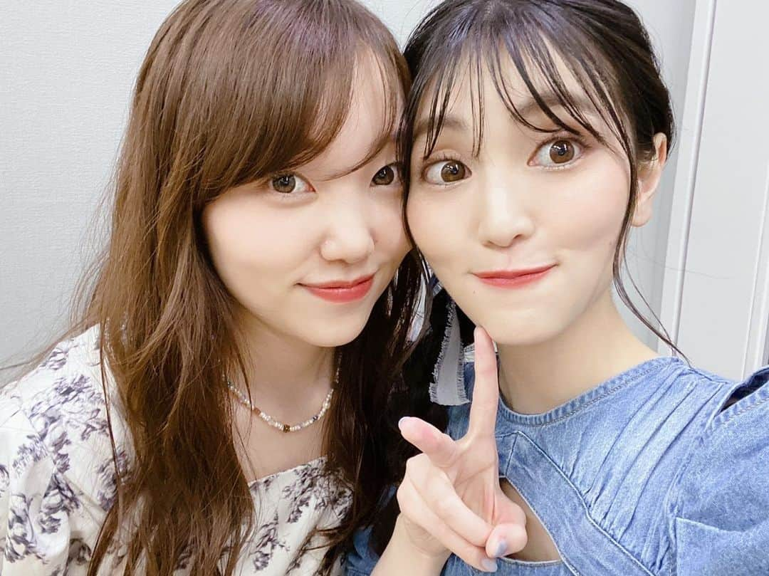 小原好美さんのインスタグラム写真 - (小原好美Instagram)「こことこが 藤原とかぐや 母と娘w  あおちゃかわいいね 洋服の色んなところがセクシーだったので 触りまくりました。へへ  報告は以上ですw  帰るのが大変だった方もいらっしゃったのかな みなさん無事にお家に帰れましたか？ またお会いしましょうね✨  #かぐや様は告らせたい #奉心祭楽しかったね #もう8ヶ月くらい経つのか #あおちゃのおめめ綺麗ね」6月4日 14時28分 - konomi_kohara0628