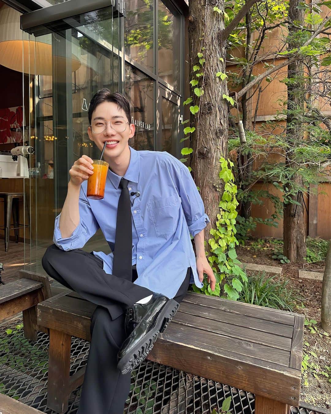 チョ・グォン さんのインスタグラム写真 - (チョ・グォン Instagram)「안녕하세요조대리입니다.👔」6月4日 14時55分 - kwon_jo