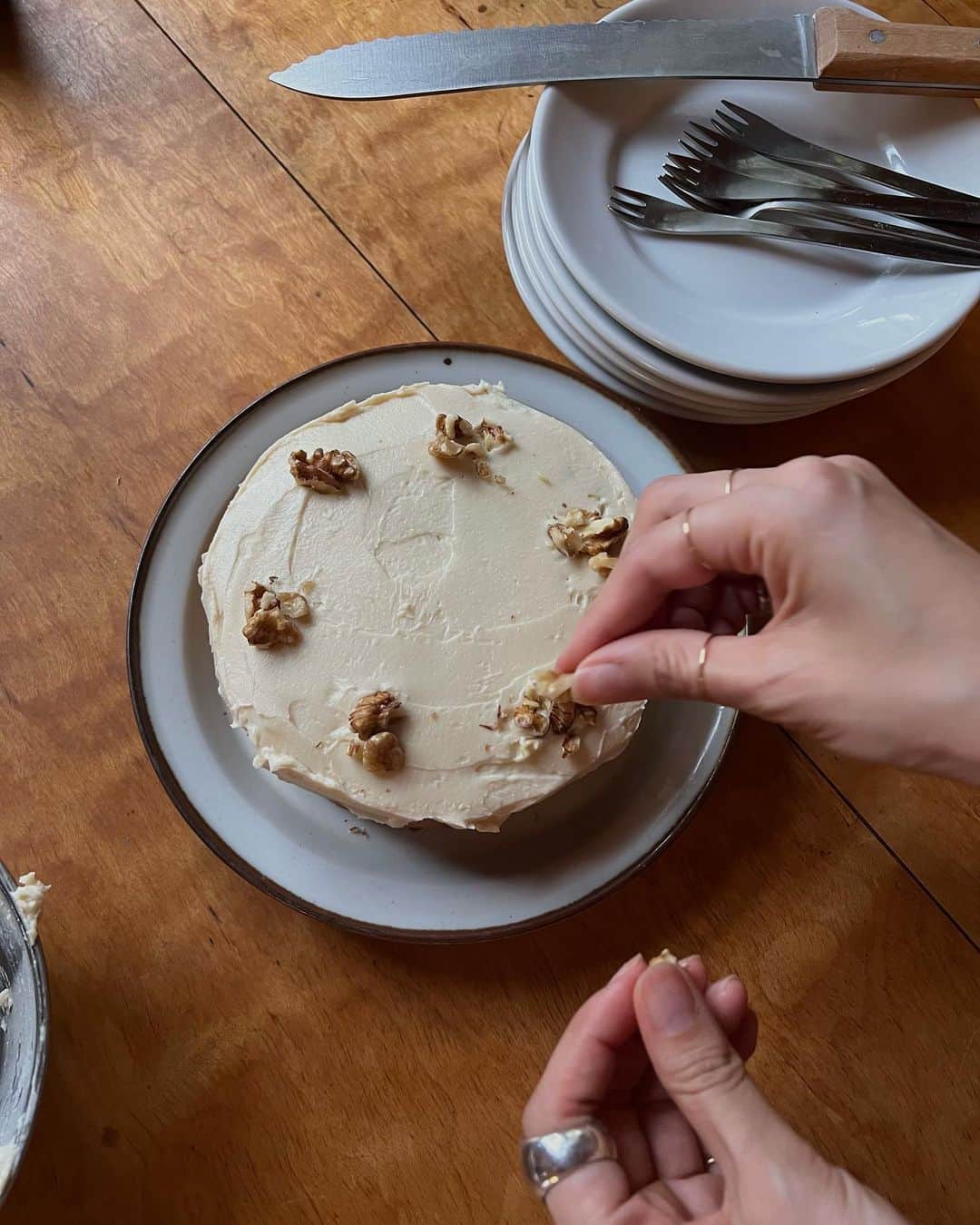 Manamiのインスタグラム：「🥕🥜 #carrotcake made w/ @rino416 @yuriexx67 ♡」