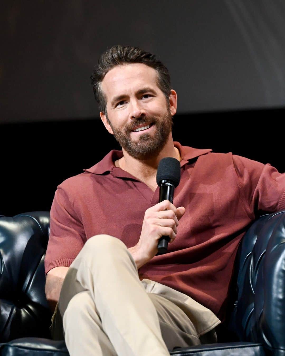 GQさんのインスタグラム写真 - (GQInstagram)「MCU fans rejoiced earlier this year when news broke that not only would @vancityreynolds be returning for a third #Deadpool film, he’d be joined by Hugh Jackman’s previously retired Wolverine. But how do you create a body ready to match up against Jackman's Wolverine? At the link in bio, we talk to celebrity coach @donsaladino about the workout (and diet) that got Reynolds in superhero shape for Deadpool.」6月5日 3時00分 - gq