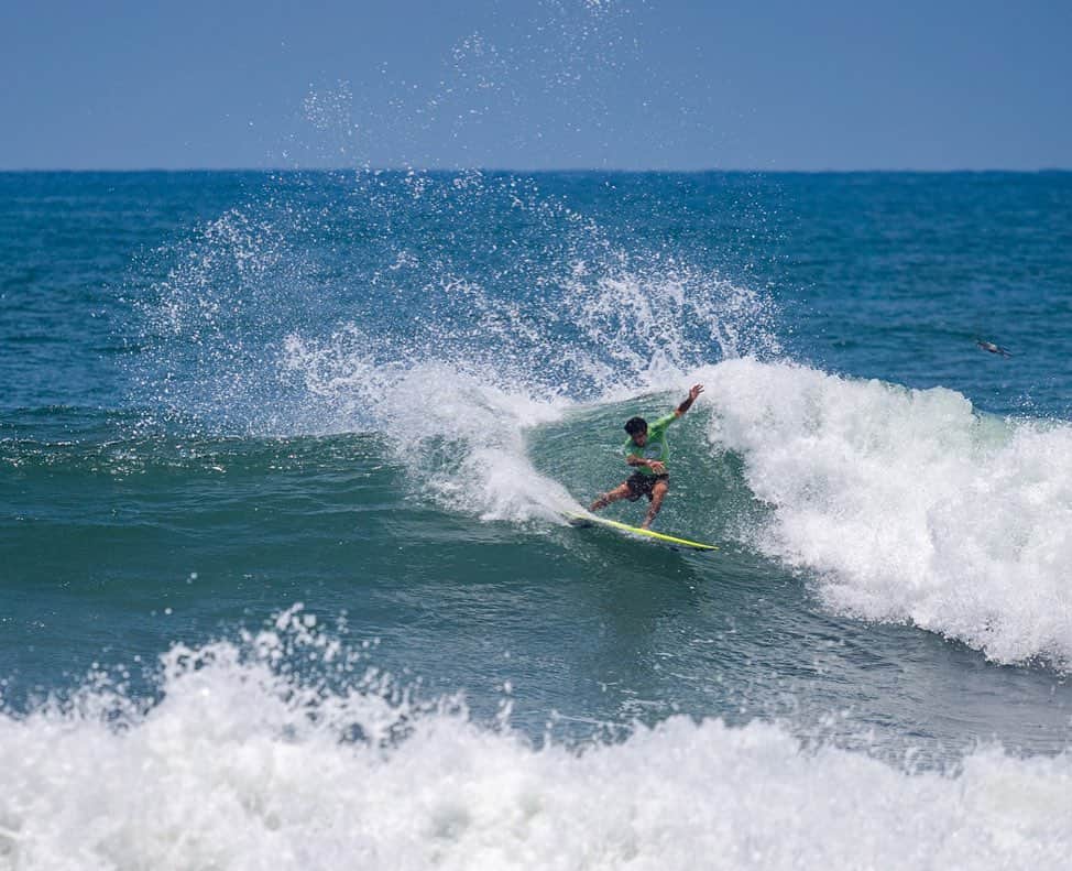 のインスタグラム：「@isasurfing @cbsurfoficial #timebrasil」