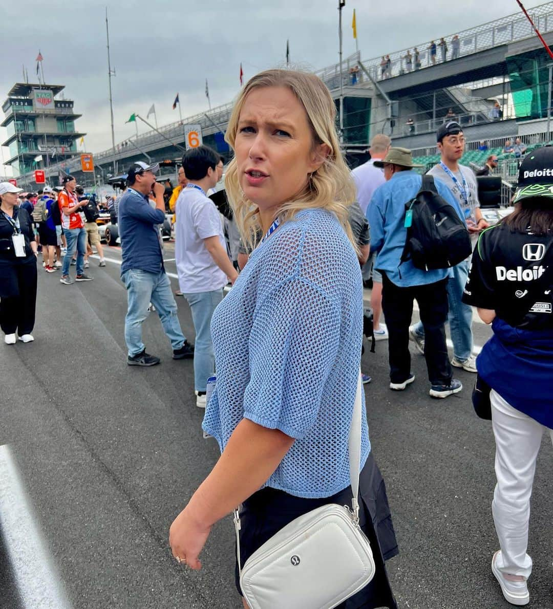 マリヤ・コロレバさんのインスタグラム写真 - (マリヤ・コロレバInstagram)「Still feeling all the feels from my first Indy 500 last weekend 🤩    Coming back to the city where I went through the most difficult time period of my life training for the 2012 Olympics definitely made for an emotional weekend but I absolutely LOVED being submerged into @alexlloyd19’s racing world for a few days. It was such a special weekend that I’ll remember forever.   Watching an Indy Car race in person was equally exhilarating and terrifying. After seeing multiple crashes and cars flying by at 220+ mph my nerves were pretty shot (see last photo 😂) but I can’t wait to do this all over again next year!   Indy, we’ll see you on MDW 2024!   #indy500 #indycar @indianapolismotorspeedway」6月5日 2時42分 - mkoroleva