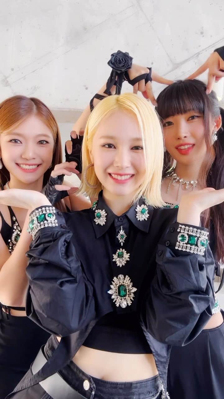 EVERGLOWのインスタグラム：「If we EVER broke up😥💔 #EVERGLOW #에버글로우 #시현 #SIHYEON #미아 #MIA #온다 #ONDA」