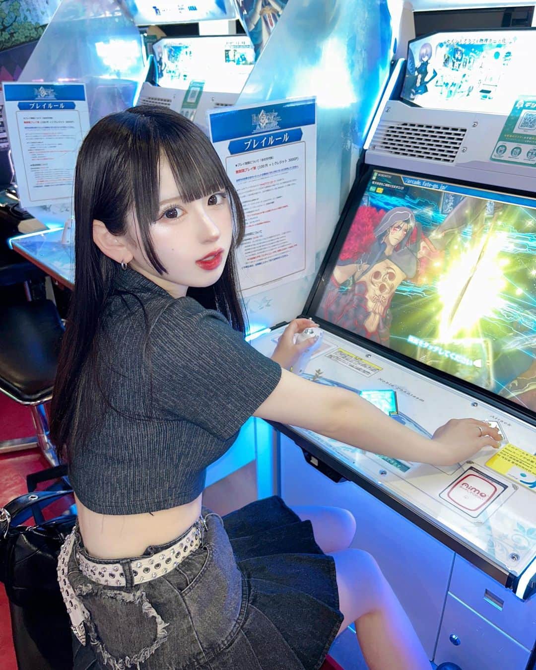 狐波ろんのインスタグラム：「ゲームセンター初心者の人」