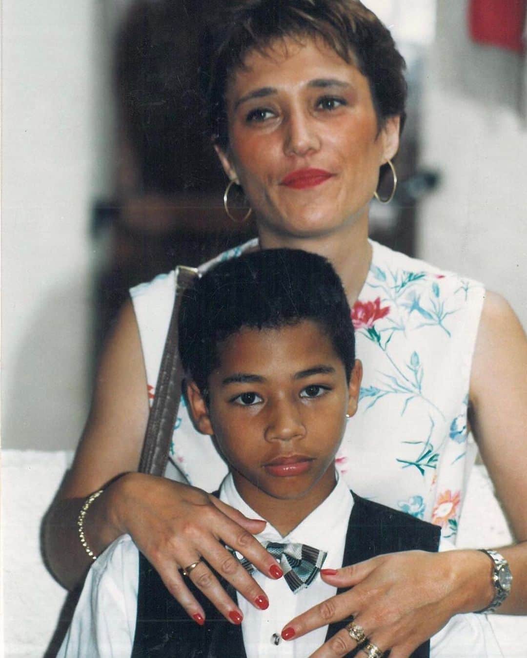 オリヴィエ・ルスタンのインスタグラム：「Happy mothers day ♥️  Joyeuse fête maman💄 in France today it’s Mother’s Day , so I want to celebrate the woman of my life that I love the most. Thank you for being the woman you are and for making me the man I am today. I love You forever. Even if I travel and work a lot never forget that I will be always your son and no matter the few time we can spend together  you are in my heart every day of this life. Today let’s celebrate all together the mothers of our world. Bonne fête à toutes les mamans. Je t’aime maman 👦🏽」