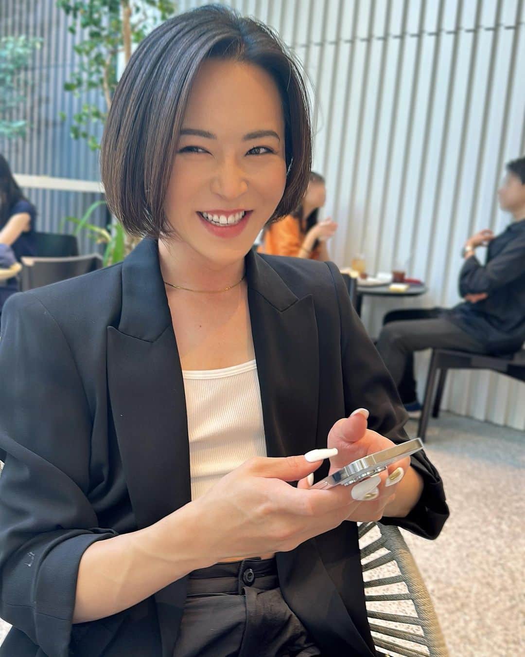 花上惇さんのインスタグラム写真 - (花上惇Instagram)「韓国旅行に行きたい✈️🇰🇷 おすすめの買い物スポットと美味しい韓国料理屋さんと美容外科教えて？(貪欲)」6月4日 18時31分 - jnp92119