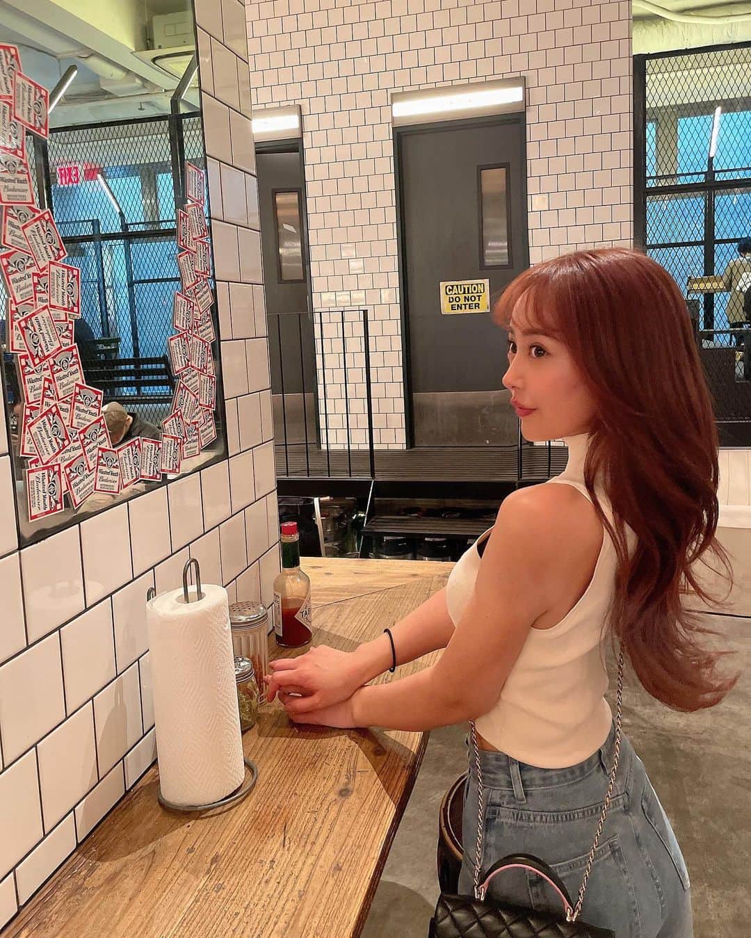 佐野友妃子さんのインスタグラム写真 - (佐野友妃子Instagram)「ずっとやりたかったPink hair🩷🩷🩷  どうですか👩🏻‍🦰🪽 @elyts_yone @elyts_hairsalon  よねさんありがとうございました🦩  #pinkhair #newhair #hairstyle」6月4日 18時32分 - yukikosano1111