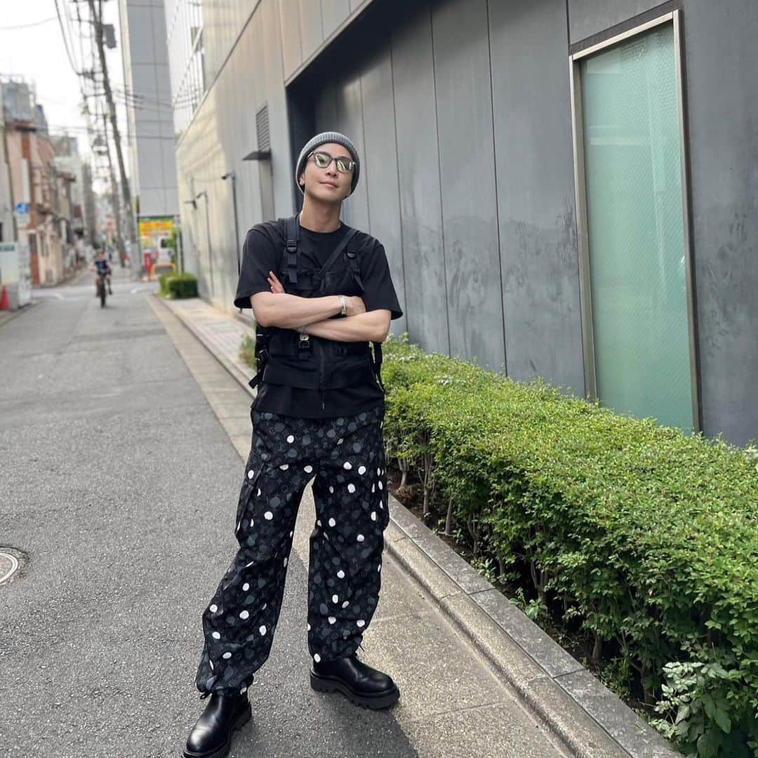 のインスタグラム：「🩶🩶🩶」