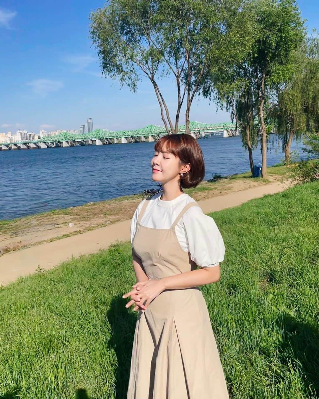 チェ・ユニョンさんのインスタグラム写真 - (チェ・ユニョンInstagram)「🌳🌿🌱☁️」6月4日 18時50分 - y.o.o.nyoung