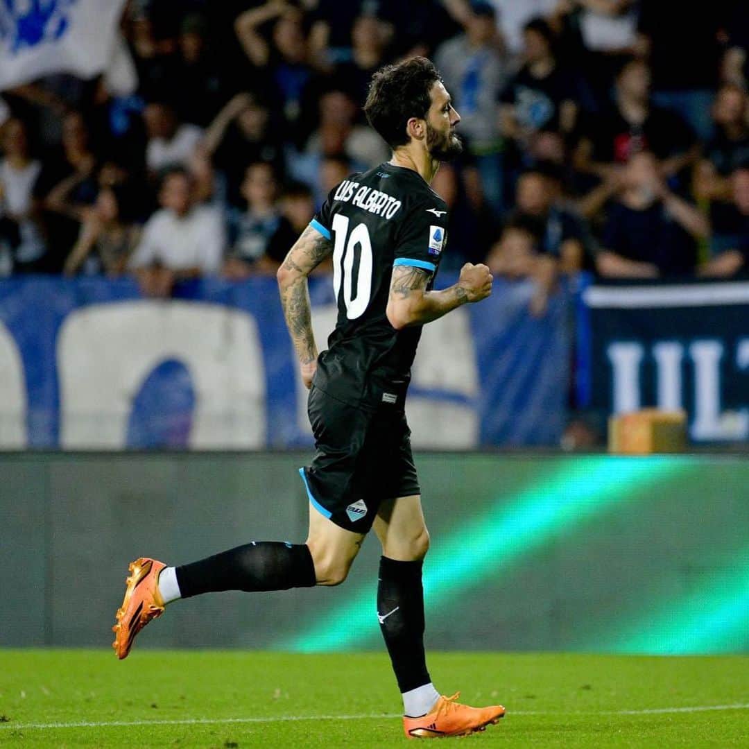 ルイス・アルベルトのインスタグラム：「Non potevamo chiudere in maniera migliore: vittoria, secondo posto e...gol 🤣 Orgoglioso del percorso fatto e di questa squadra 🦅 #AvantiLazio #CMonEagles  • #AnimoSergioRico」