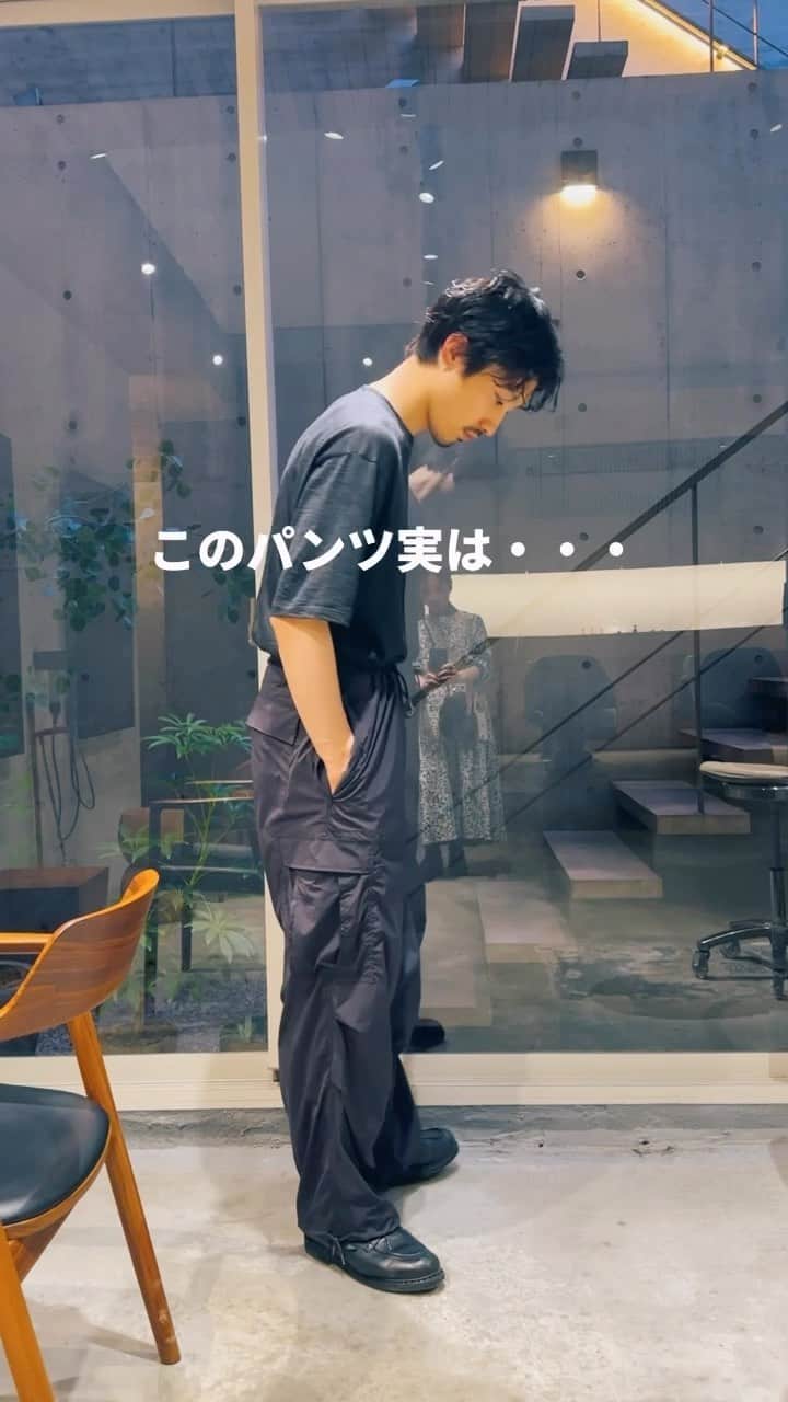 並木一樹のインスタグラム：「シャカシャカカーゴにbatonarのウールTをタックイン  tops: @batoner_japanmade  pants: @unfilo_mens_official  shoes:  @paraboot_official   #春服#ootd #COMOLI #batonar」
