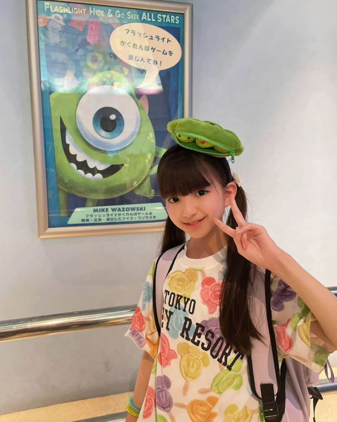 中井結々さんのインスタグラム写真 - (中井結々Instagram)「@tokyodisneyresort_official   この間ね～💙  行ってきたんだ～💙  夢の国〰️〰️〰️〰️〰️✨🏰✨  #夢アドシトロン🍋 #夢アドシトロン #夢アドシトロン🍋末っ子 #最年少  #夢みるアドレセンス姉妹ユニット  #YUMEADO#YUMEADOCiTRON #夢アド #シトロン #シトロンのつぼみ#花咲くよ #ハンバーガーおいしかった #夢の国 #東京ディズニーランド#ディズニーランド #小学６年生 #11歳 #中井ゆゆ #ゆゆたん」6月4日 20時05分 - yuyu_ymcitron