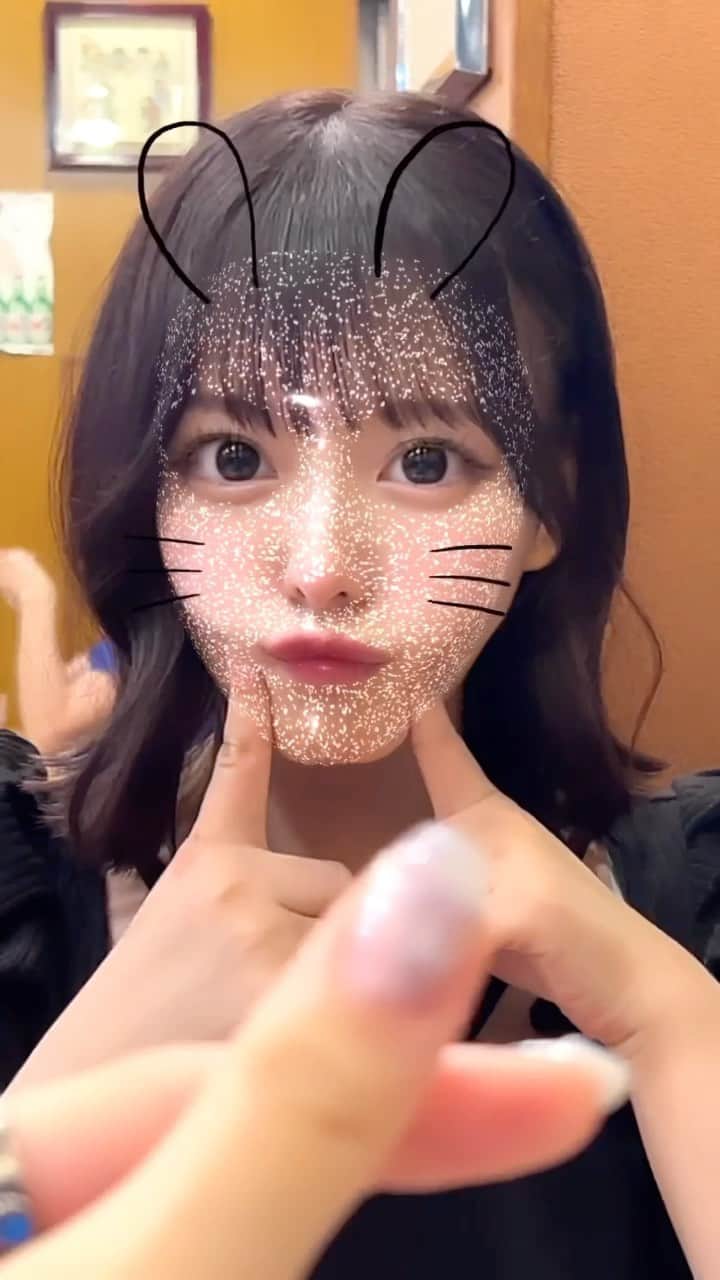 齊藤なぎさのインスタグラム：「最近のわたし🐇おしらせもあります。😼 ⁡ ⁡ 友達といる時はいつもいろんな顔してますなぎささんです。 そしてそして！おしらせですが、 ⁡ ⁡ 7月1日にファンクラブイベントの開催が決定いたしました！ 誕生日も近いということで、みんなと一緒にいろんなことをできるのがいまから楽しみです🫶🏻  ⁡ ⁡ ⁡ 会えるのわくわくしながら待ってるね。 ⁡ ⁡ ⁡ ⁡ #ContonCandy さん #ファジーネーブル #齊藤なぎさ」