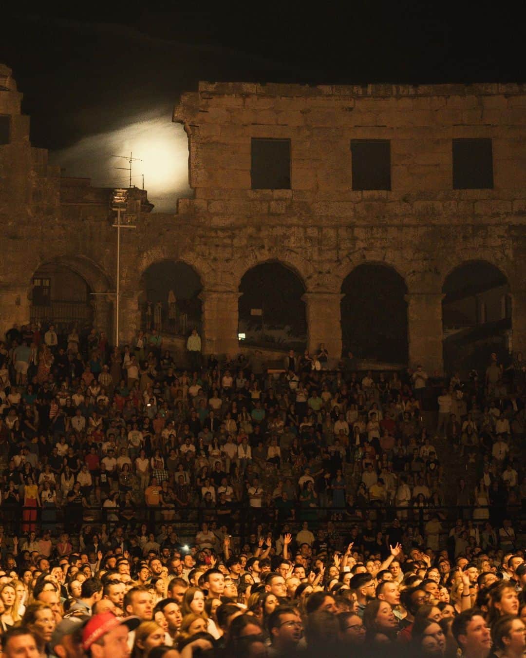 ジョエル・ヒューストンさんのインスタグラム写真 - (ジョエル・ヒューストンInstagram)「Pula, Croatia…. Apparently, First ever worship event in this 2000+ year old venue, couldn’t stop thinkin about how many martyrs were slain here, never imagining what we got to experience last night… puts things in perspective if you think about it… grateful doesn’t cut it…」6月4日 20時23分 - joelhouston