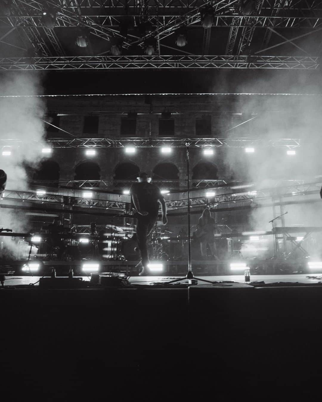 ジョエル・ヒューストンさんのインスタグラム写真 - (ジョエル・ヒューストンInstagram)「Pula, Croatia…. Apparently, First ever worship event in this 2000+ year old venue, couldn’t stop thinkin about how many martyrs were slain here, never imagining what we got to experience last night… puts things in perspective if you think about it… grateful doesn’t cut it…」6月4日 20時23分 - joelhouston