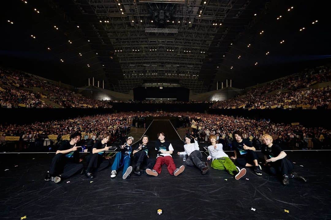 Da-iCEのインスタグラム：「【Thank You!!】 Da-iCE ARENA TOUR 2023 -SCENE-   2023.6.4 @幕張イベントホール(DAY2)  #Da_iCE_ARENATOUR2023 #SCENE #Da_iCE  #Da_iCE_CUBE #アフタートーク」