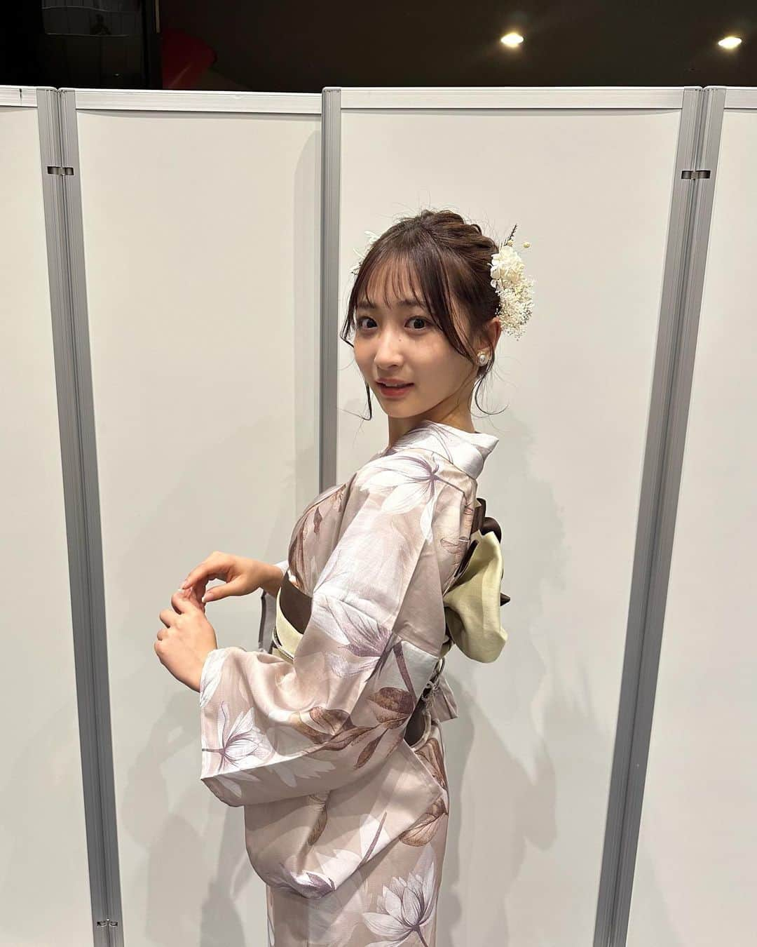 石川翔鈴さんのインスタグラム写真 - (石川翔鈴Instagram)「. GAKUSEI RUNWAY produced by @kansaicollection   久々の大阪🐙 4ステージ出演させていただきました♡ とっても楽しかったです！ ありがとうございました！！！」6月4日 20時45分 - karen__i328