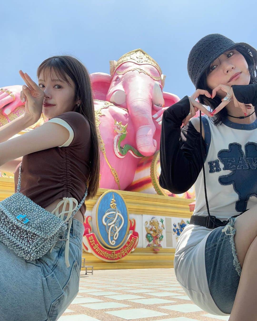 のインスタグラム：「.  サボってしまったタイ日記LAST DAY🇹🇭 わくわくしたねありがとう @habuchaan ♡ フラフープは誰にも負けません」