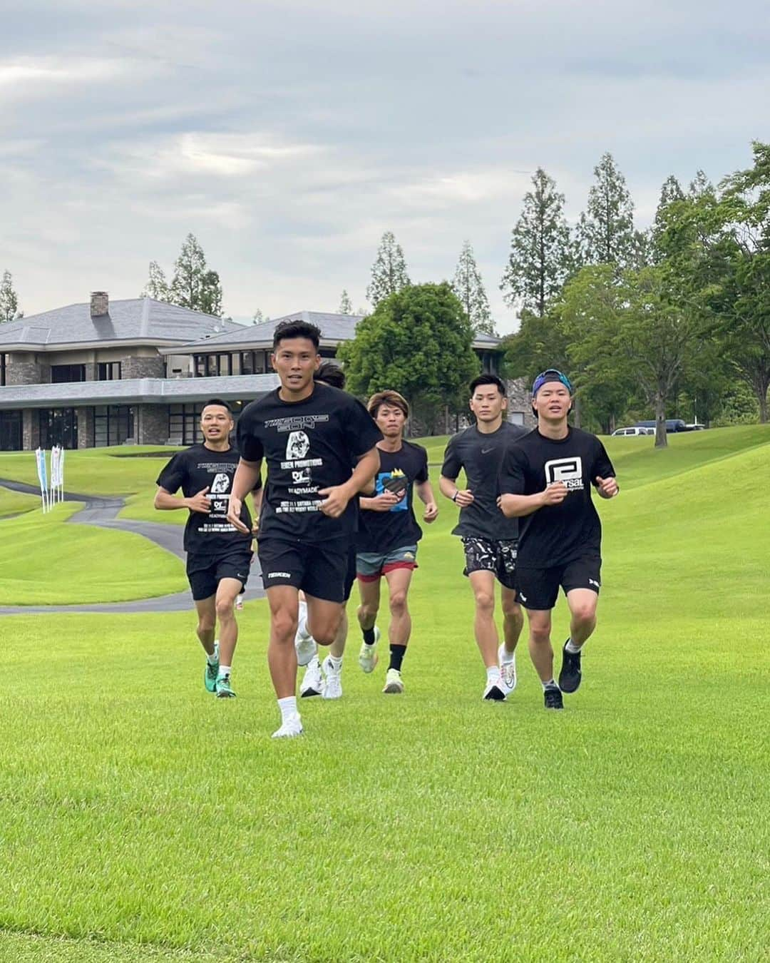 岩田翔吉さんのインスタグラム写真 - (岩田翔吉Instagram)「Day Ones🏌🏽‍♀️⛳️💦 走り込み合宿スタート🫠  #camp #trainingcamp #nike #workout #running #合宿 #成田ゴルフ倶楽部 #」6月4日 21時09分 - shokichiiwata_tokyo