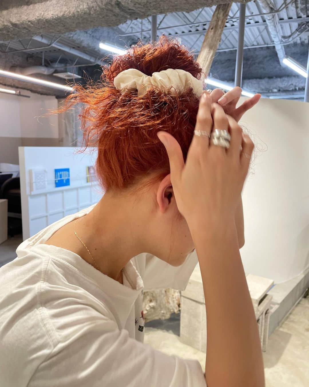 高橋忍さんのインスタグラム写真 - (高橋忍Instagram)「orange  hair   Scrunchie 🎑」6月4日 21時12分 - nanuk_takahashi.buri