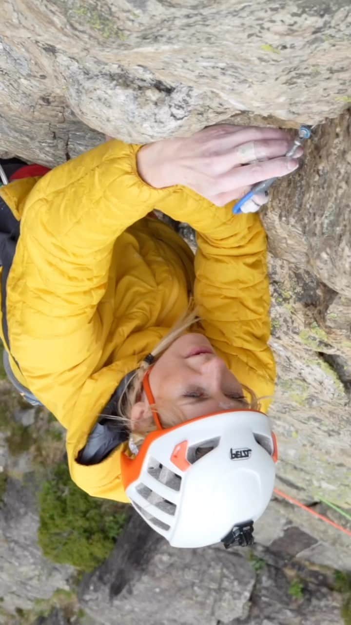 マチルダ・セーデルルンドのインスタグラム：「Trad multi pitch climbing in Norway 🇳🇴 🧗‍♀️ with @emil_abrahamsson_ and @petewhittaker01 💪 Out now on @wide_boyz YouTube!   🎥 @petewhittaker01 / @wide_boyz   #climbing #tradclimbing #multipitchclimbing #norway #stavanger」